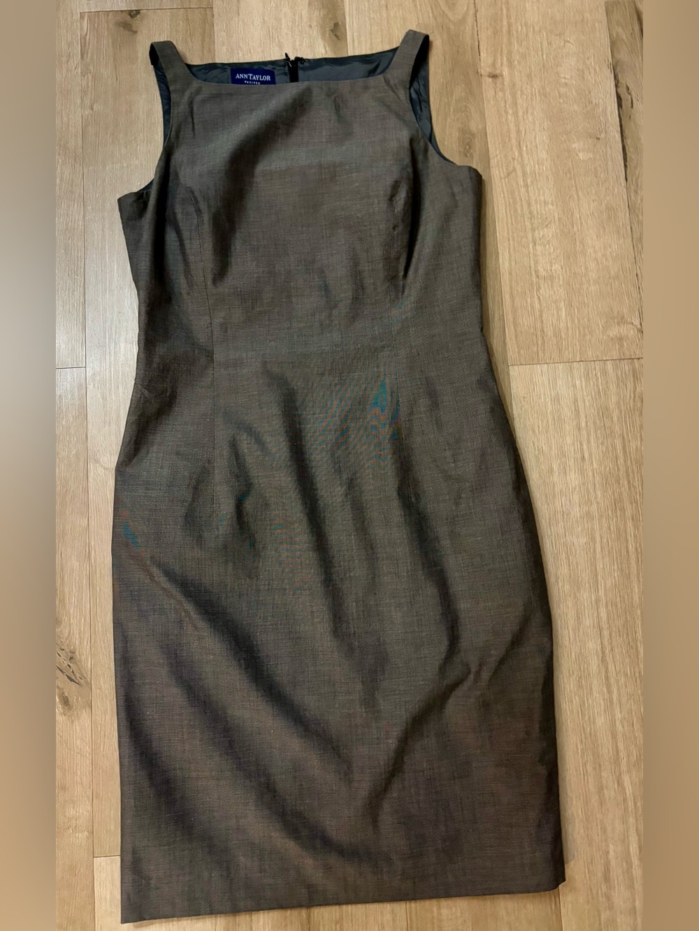 Women’s Ann Taylor Petites Dark Grey Knee Length Sheath Dress - Size 6P